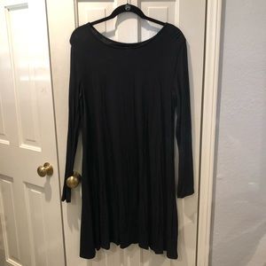 Old navy long sleeve black swing dress!